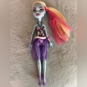 Monster High Abbey Bombinable Doll